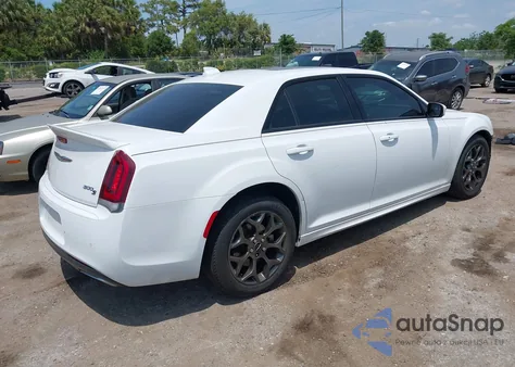 2018 Chrysler 300 300S Awd from USA, damaged, VIN 2C3CCAGG8JH268941
